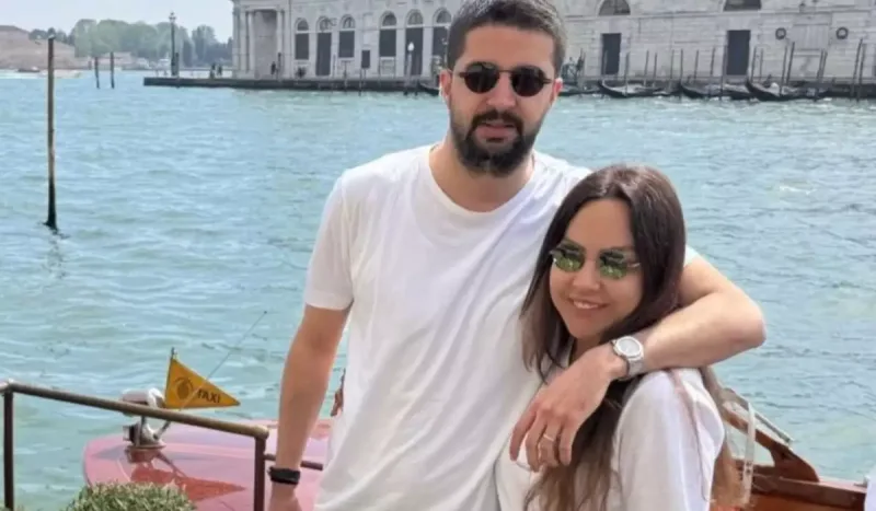 Boşanma xəbərlərini yalanladı