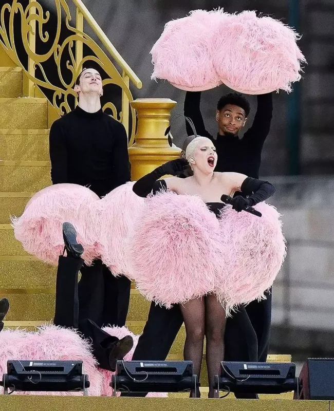 Ledi Qaqa “Paris 2024”də