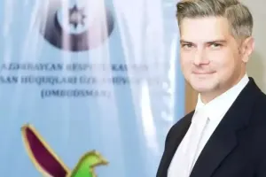 Emil Şahzadə vəzifəsindən getdi