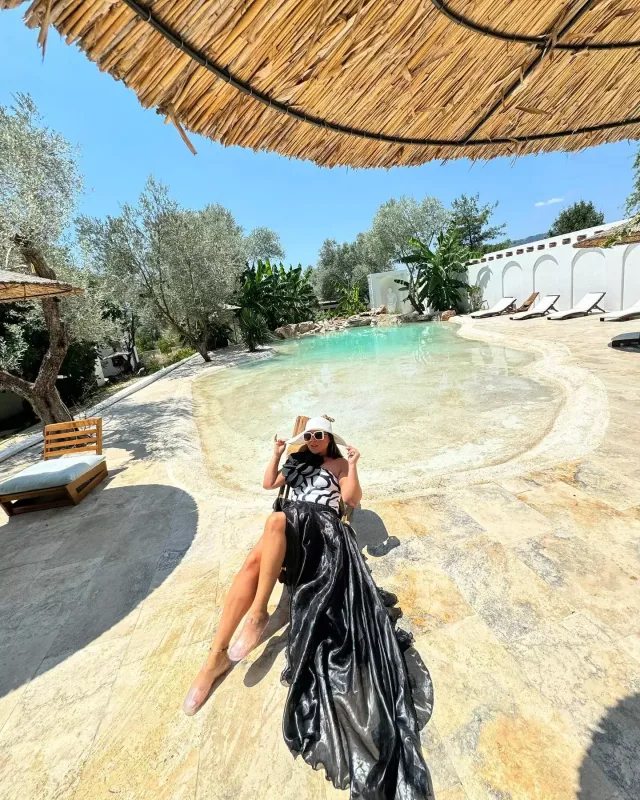 Xatirənin tətil fotosessiyası tənqid olundu