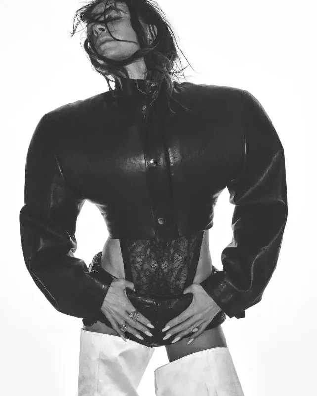 Viktoriyadan “Vogue” üçün şəkillər