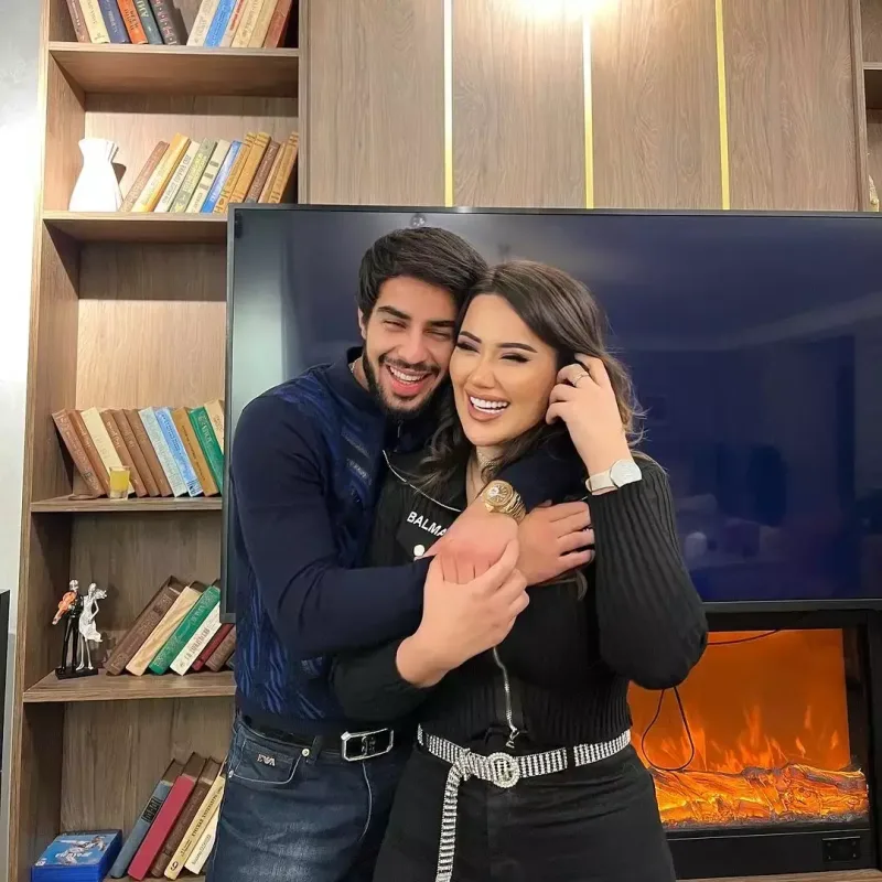 Aysel ilk dəfə həyat yoldaşının üzünü göstərdi!