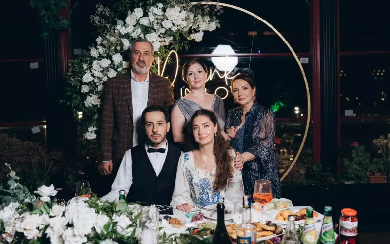 Zemfira Əbdülsəmədovadan ailə fotosu