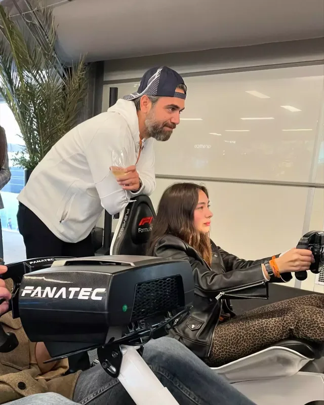 Neslihanın əkiz övladları olacaq?