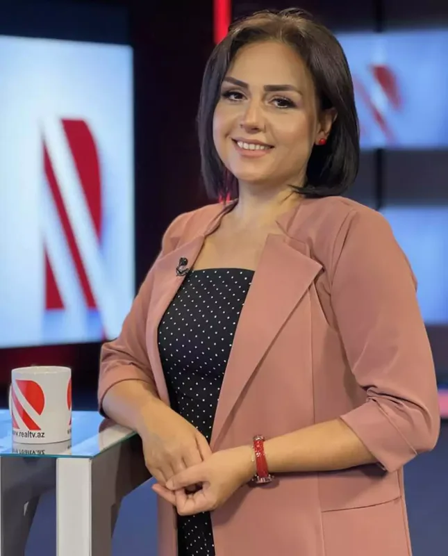 Aparıcıdan İradənin mahnısına irad!