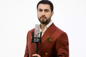 “Həmkarlarım canlı oxumaqdan qaçırlar”