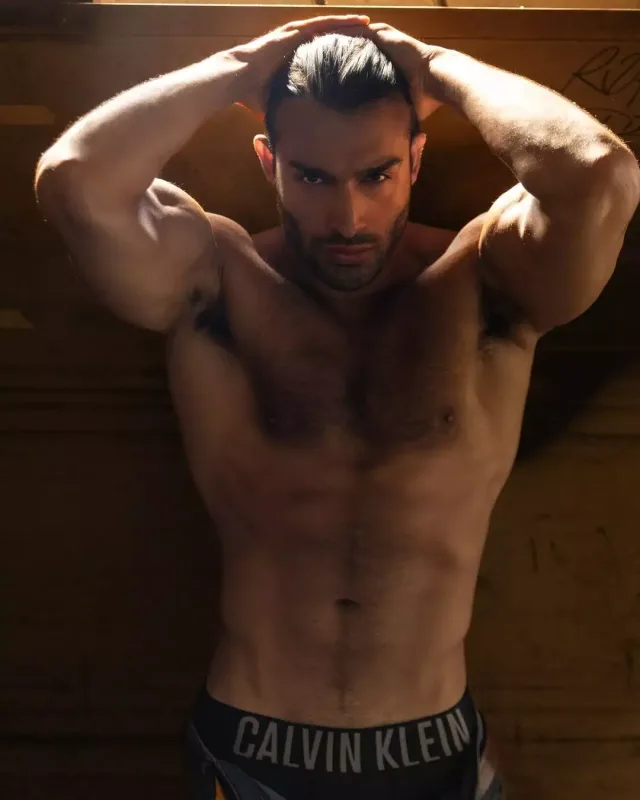 Britni Spirsin keçmiş ərindən yarıçılpaq fotolar