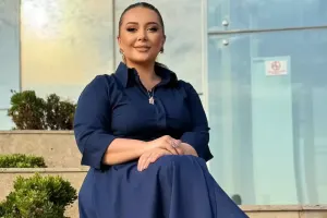 Lalə Azərtaş Xankəndidə pianoda ifa etdi