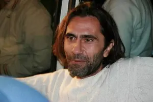 “Yahşi Cazibe”nin aktyorunun beyninə qan sızdı