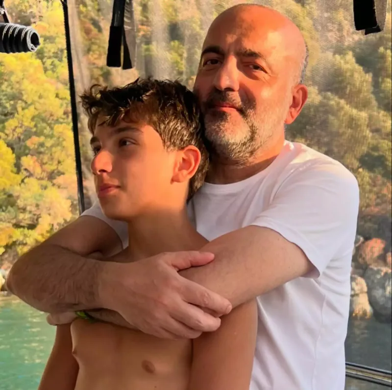 Mübariz Mənsimov oğlu ilə