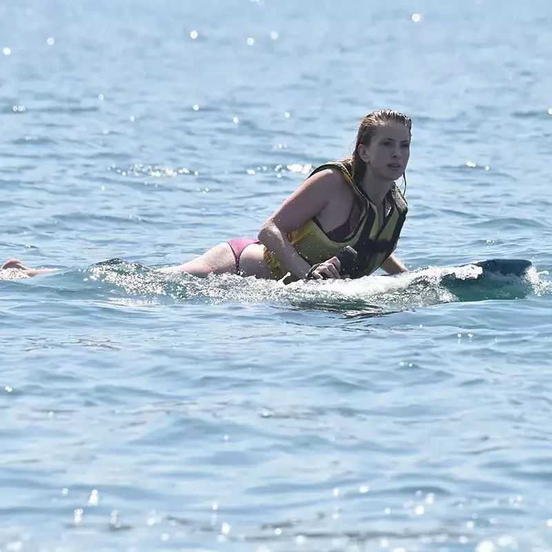 Yaseminin sörfinq macərası