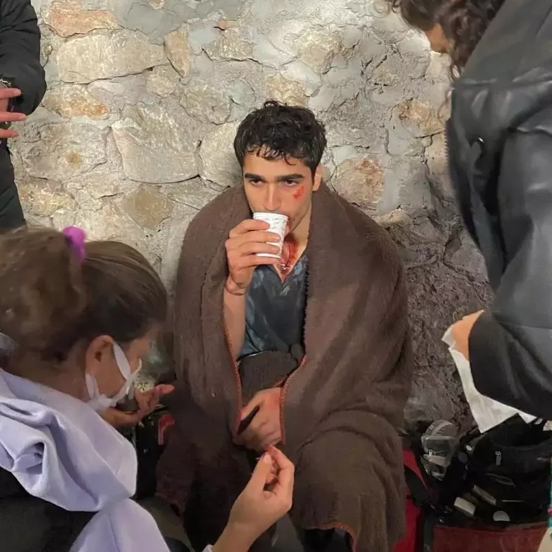 Mert Ramazan “Şahmaran”ın çəkilişində