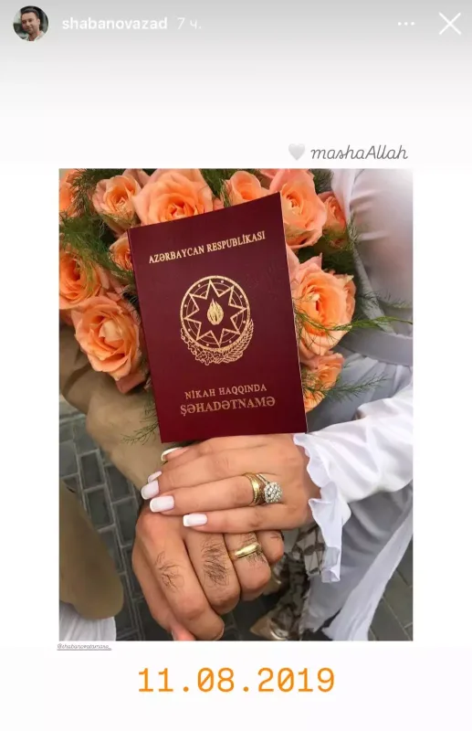 Azaddan xanımı ilə ildönümü paylaşımı