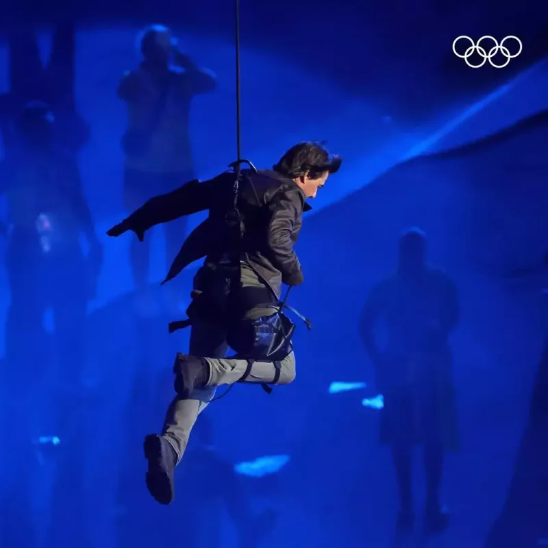 Tom Kruzun Olimpiya şousu!