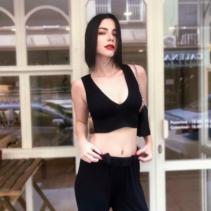 Kişiləri təhqir edən Merve məhkəməlik oldu