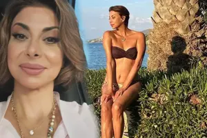 Mələk Abbaszadədən bikinidə tətil pozları