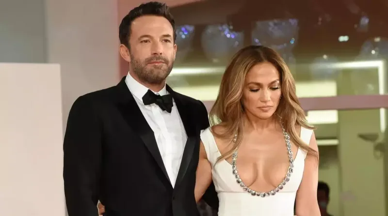 Cey Lodan boşanan Benin bu halı təəccübləndirdi