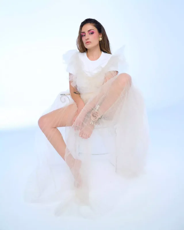 Qızı Tatlısesin soyadını silir