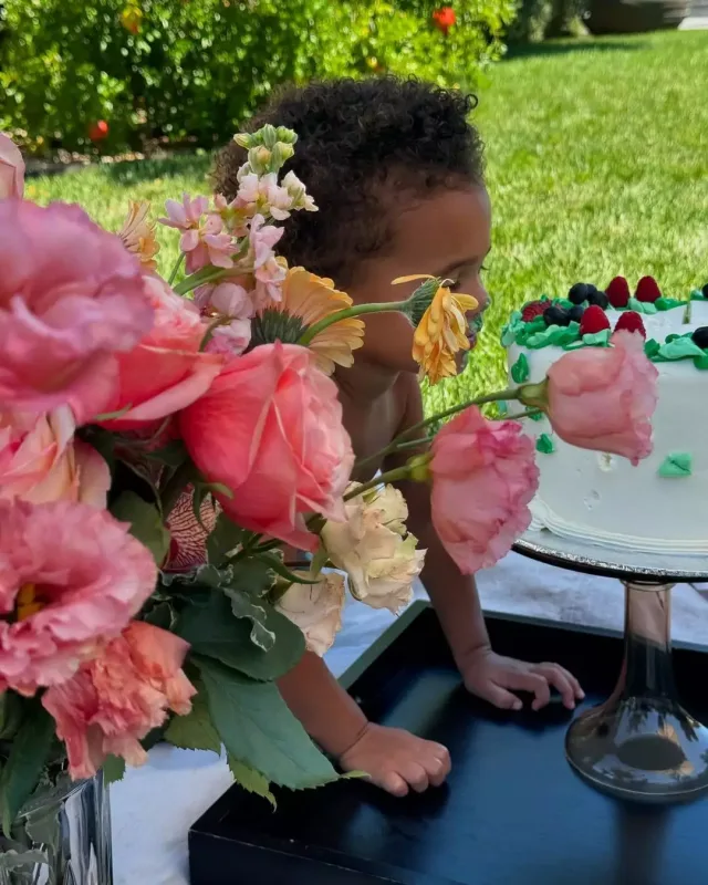 Kayli Cenner 27 yaşını belə qeyd etdi