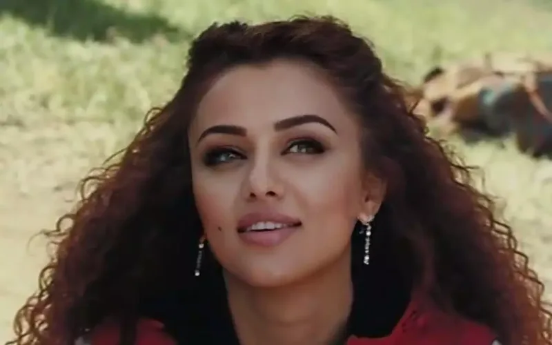 Arxiv şəklinə fotoşop etdi