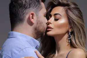 Biznesmenlə evli olan Günaydan oğlu ilə yeni fotolar