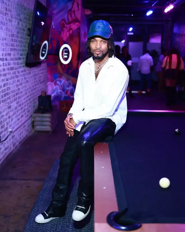 Madonnanın özündən 37 yaş kiçik yeni sevgilisi kimdir?