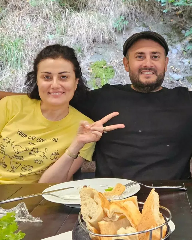 “Anamı nəvələriylə əcdadlarımızın yurduna gətirdim”