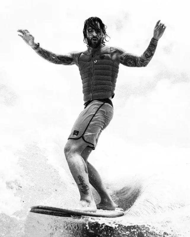 Malumanın sörfinq macərası