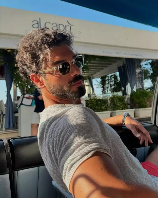 Şükrünün Kapridəki tətili