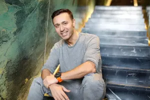 Mustafa Sandal fit görünüşü ilə təəccübləndirdi