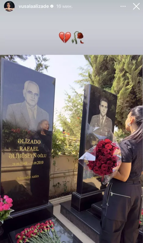 Vüsalə atasının və qardaşının məzarı önündə