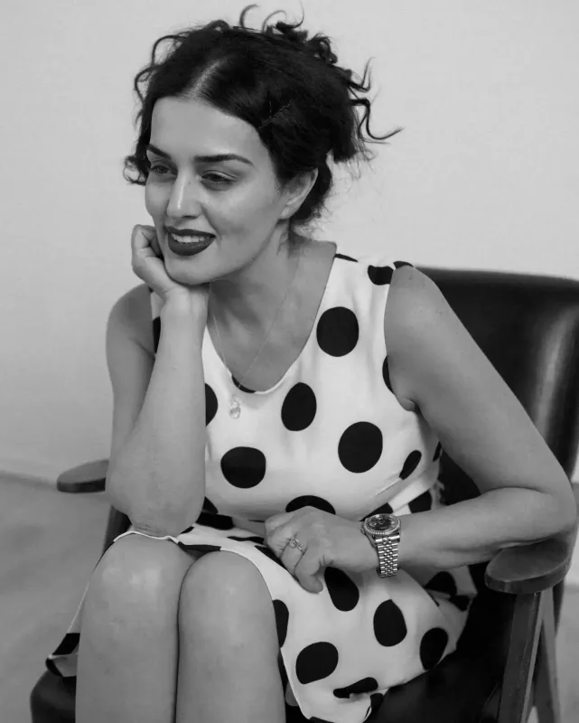 Elza Seyidcahan efirə çıxmaq üçün pul ödəməlidir