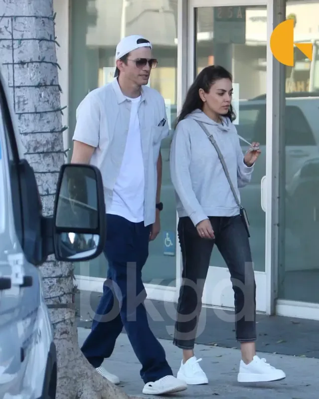 Eşton və Mila Beverli Hillsdə belə görüntüləndi