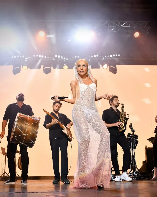 Üç həftə sonra paylaşım