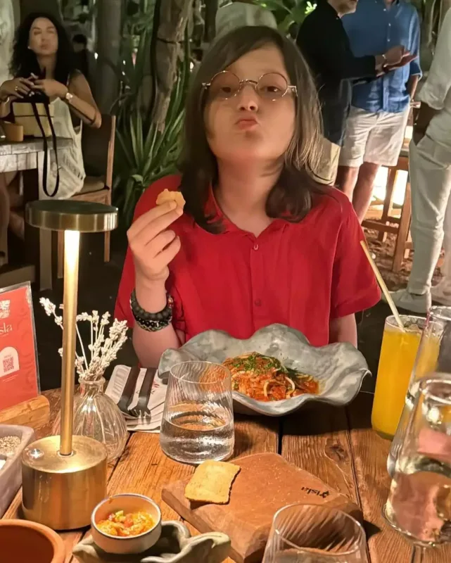 Günay oğlu ilə fotolarını paylaşıb bu sözləri yazdı