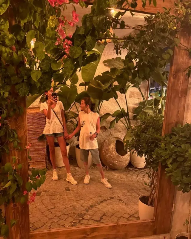 Günay oğlu ilə fotolarını paylaşıb bu sözləri yazdı