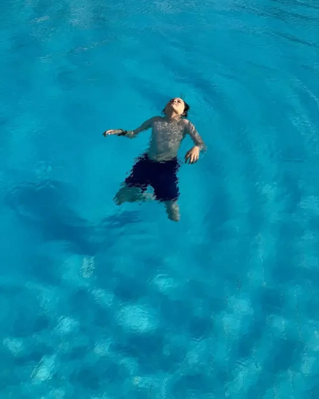 Günay oğlu ilə fotolarını paylaşıb bu sözləri yazdı