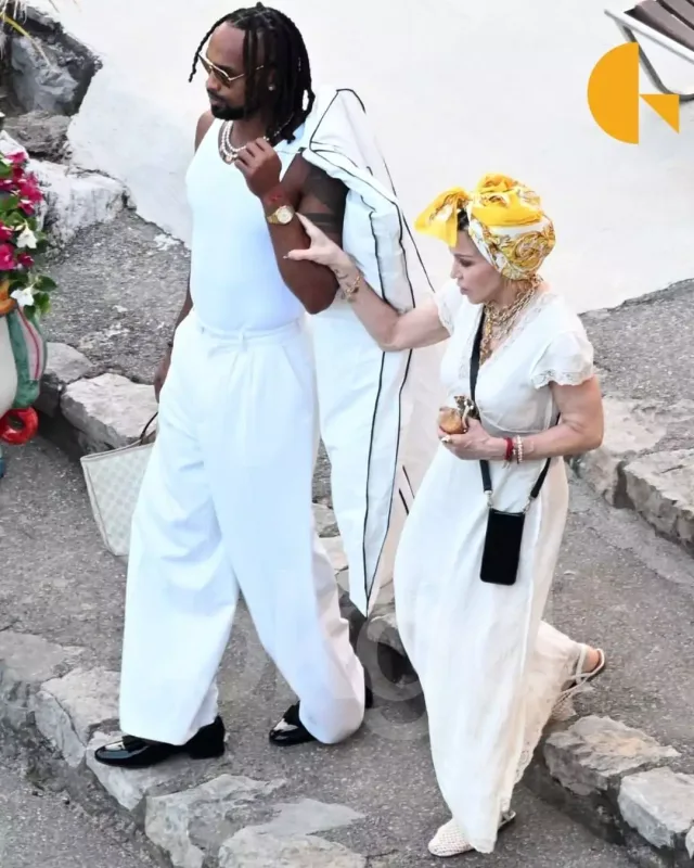 İtaliyada belə görüntüləndilər