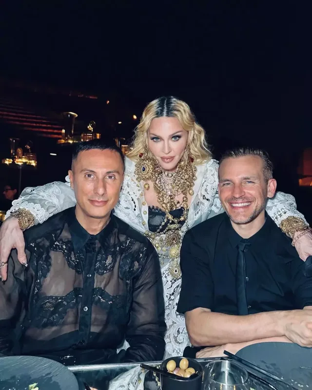 Madonna doğum gününü Pompeydə qeyd etdi
