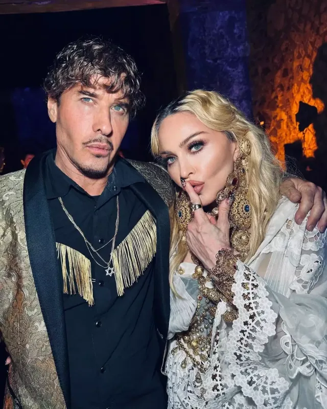 Madonna doğum gününü Pompeydə qeyd etdi