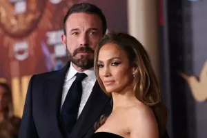 Cennifer Bendən boşanmaq üçün rəsmi müraciət etdi