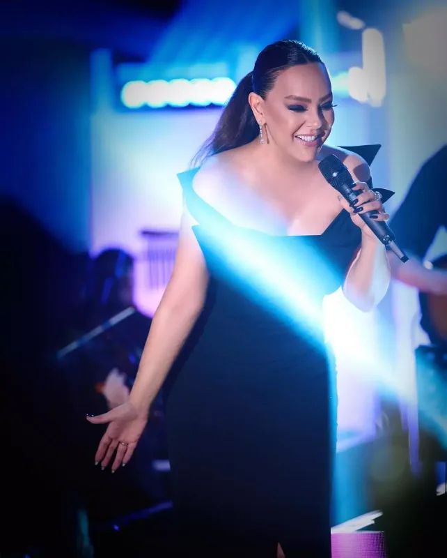 Konsertində halı pisləşdi