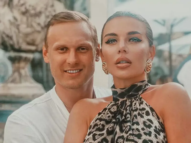 İdmançı ayrıldığı müğənni arvadını biabır etdi