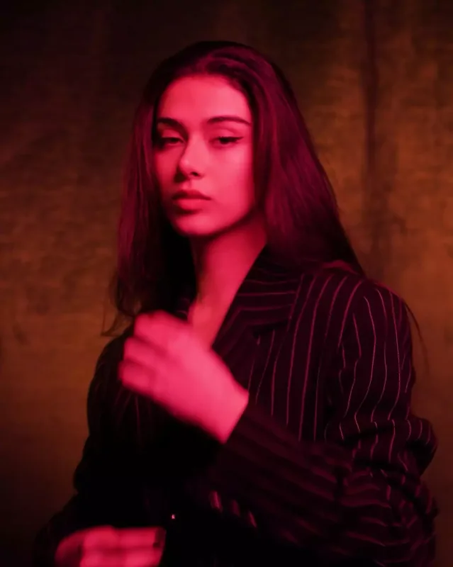 Mert onunla sevgili imiş...