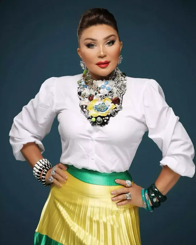 Nazpəri Dostəliyeva yenə fərqli tərzdə