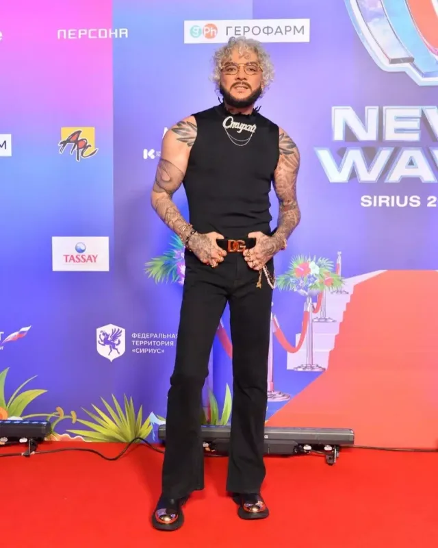 Kirkorov görünüşü ilə məəttəl qoydu