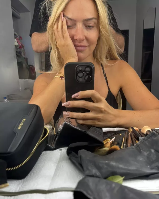 Makiyajsız Hadise...