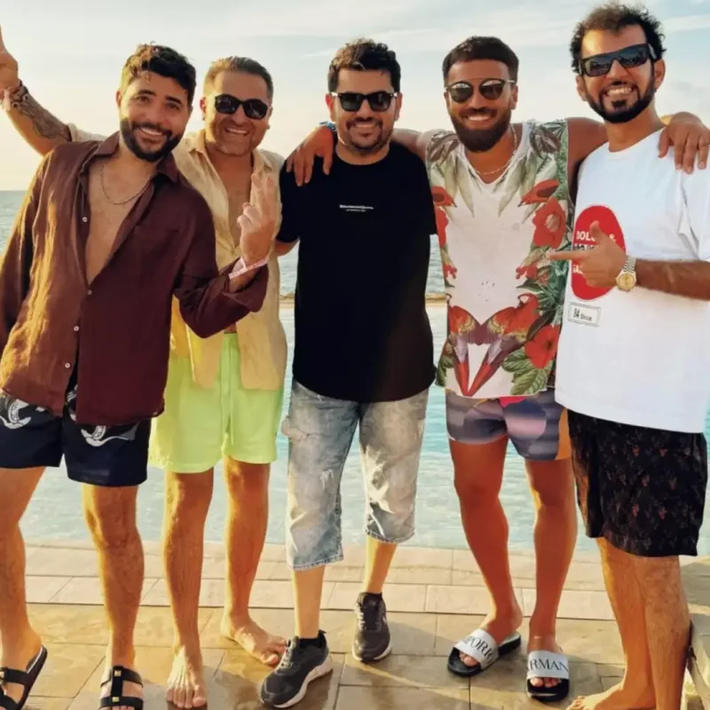 Bir araya gəldilər…