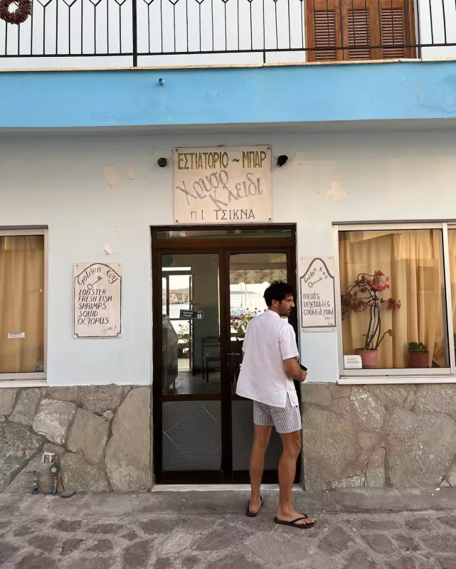 Kaan oğlu ilə xanımını paylaşdı