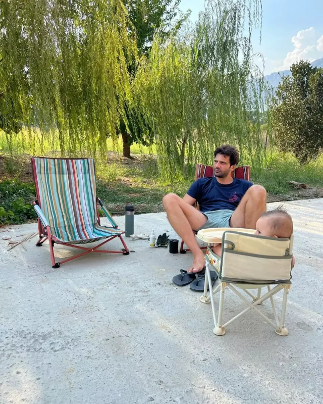 Kaan oğlu ilə xanımını paylaşdı